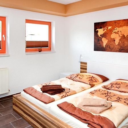 Ferienwohnung Familie Leinweber Waren  Extérieur photo