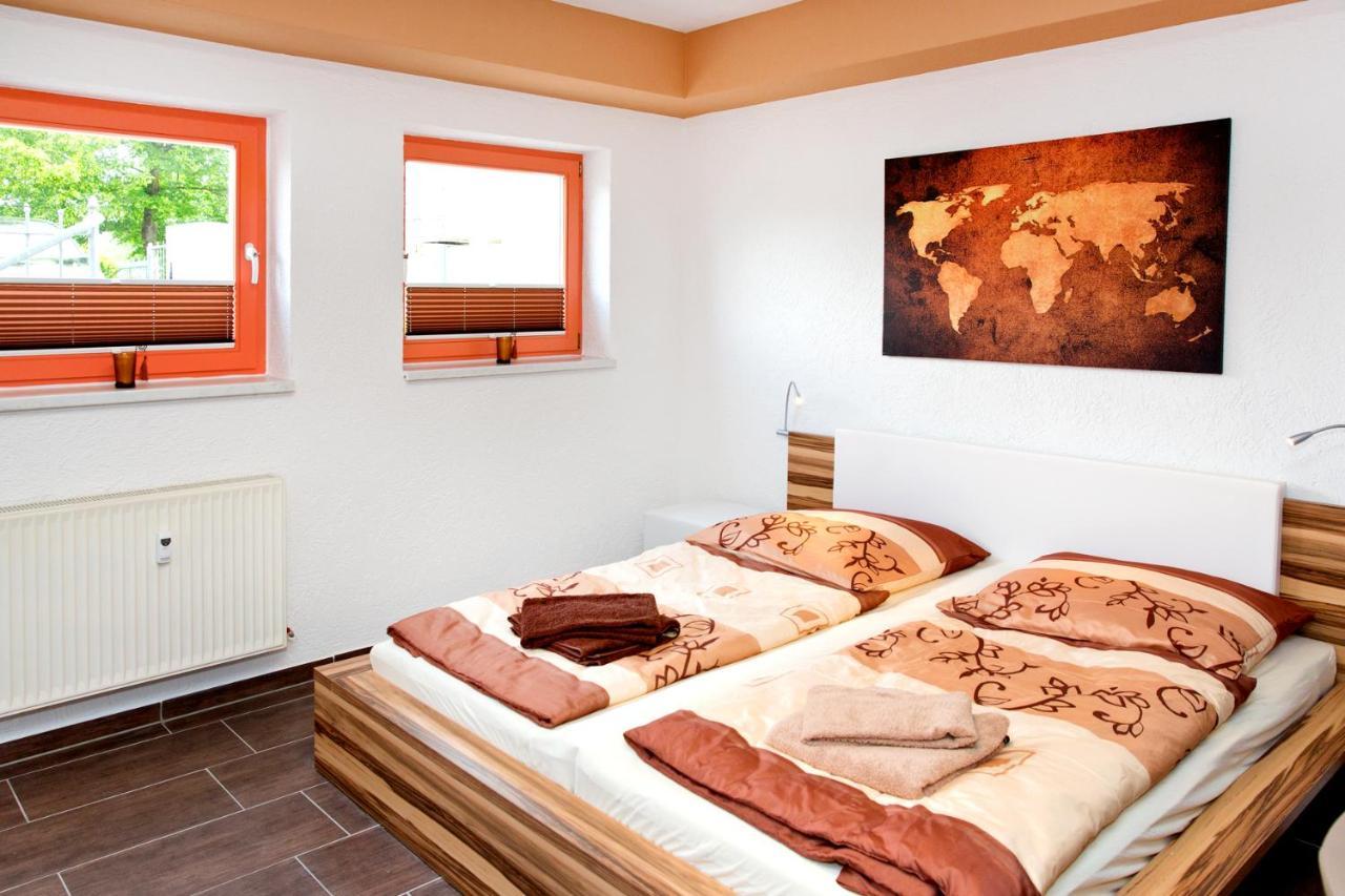 Ferienwohnung Familie Leinweber Waren  Extérieur photo
